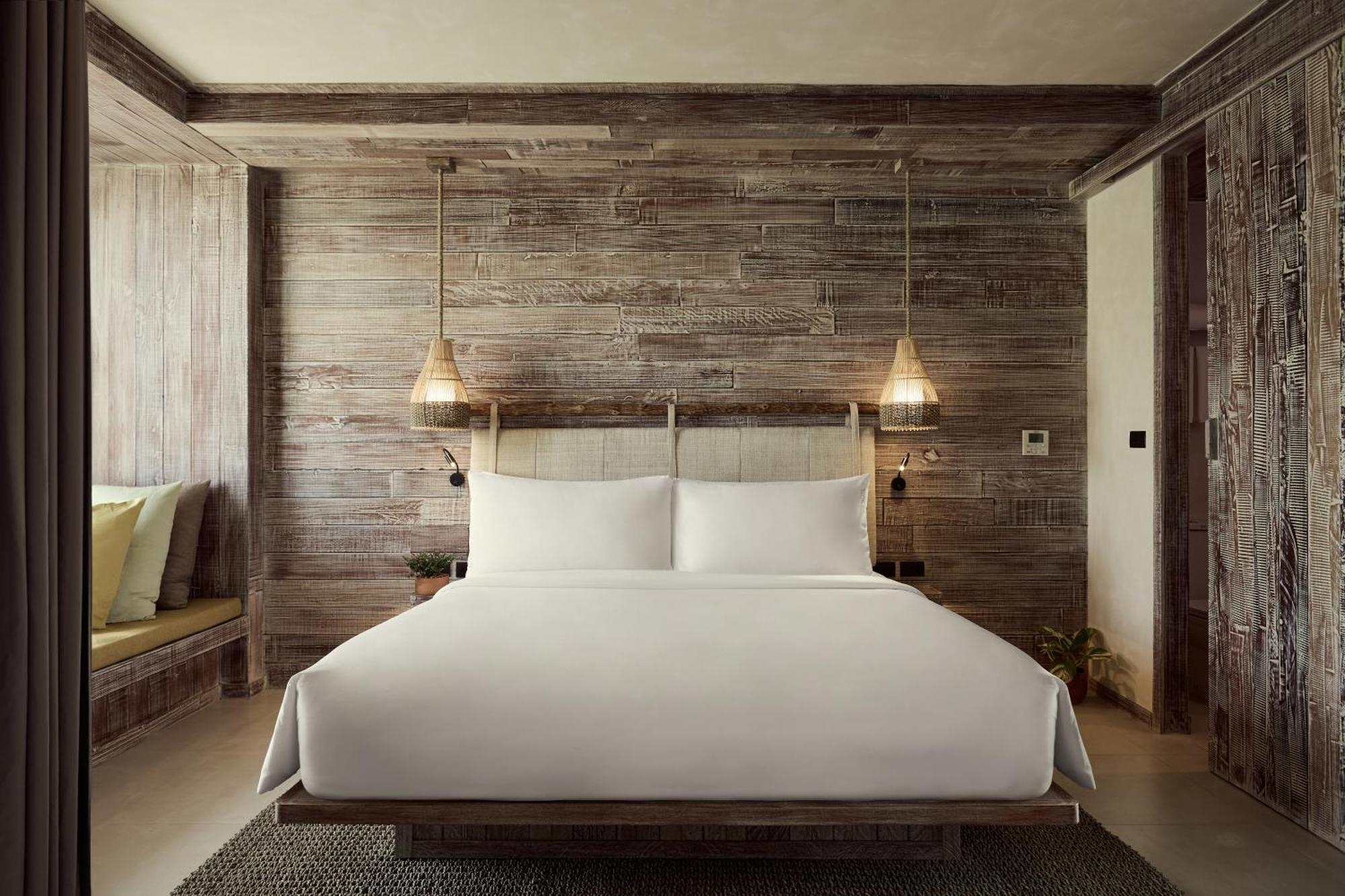 Dinso Resort & Villas Phuket, Vignette Collection By Ihg Patong Экстерьер фото