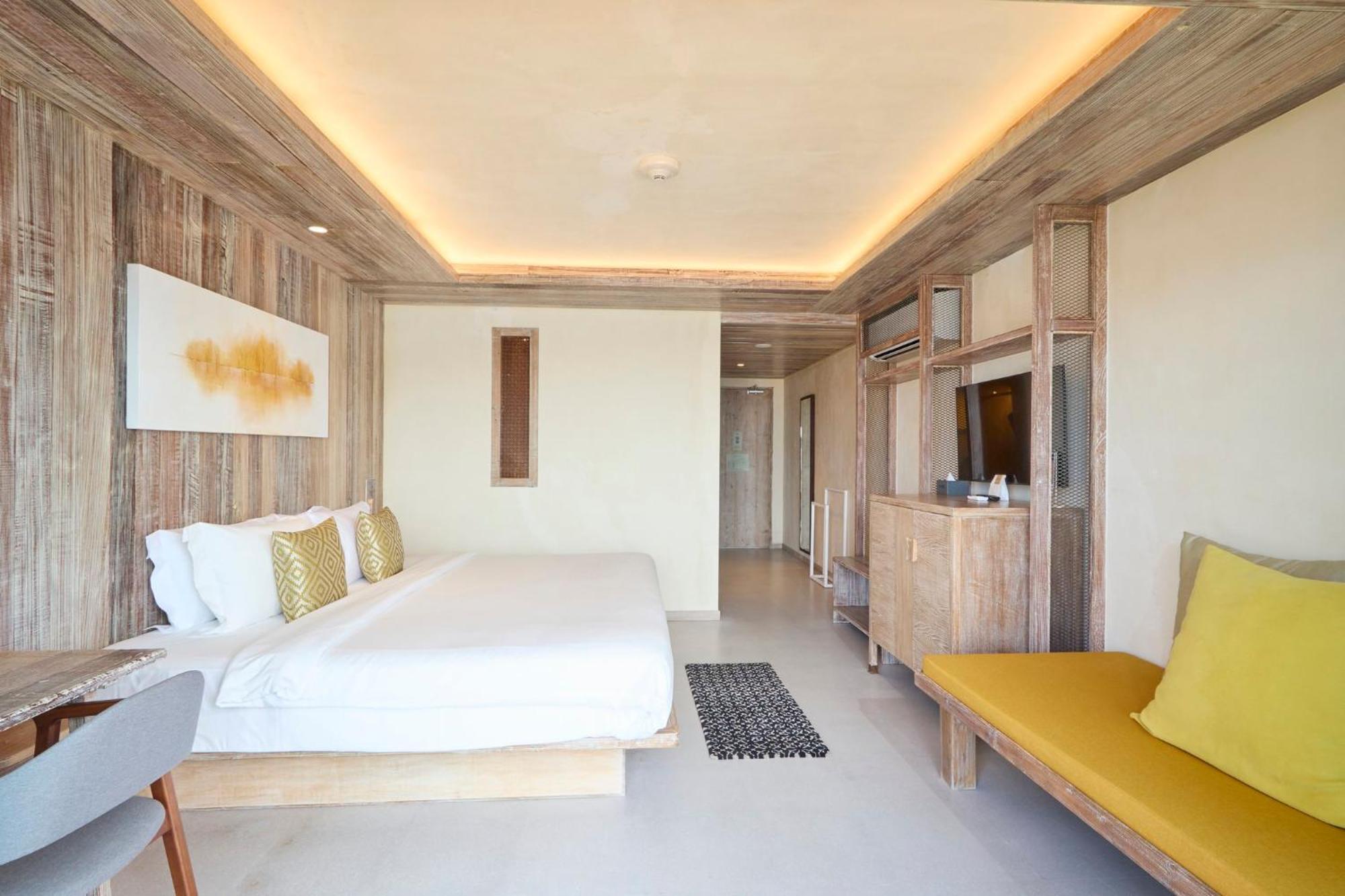 Dinso Resort & Villas Phuket, Vignette Collection By Ihg Patong Экстерьер фото