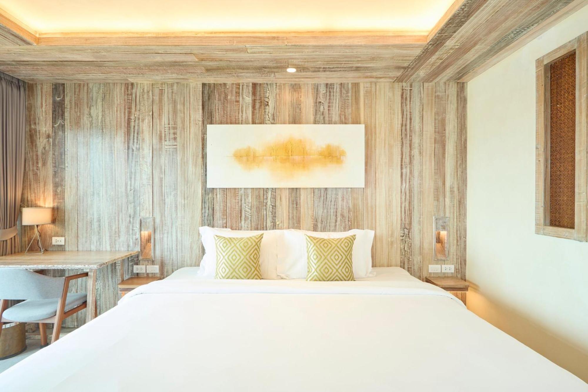 Dinso Resort & Villas Phuket, Vignette Collection By Ihg Patong Экстерьер фото